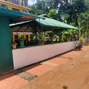  Séjour chez l'habitant Aditi