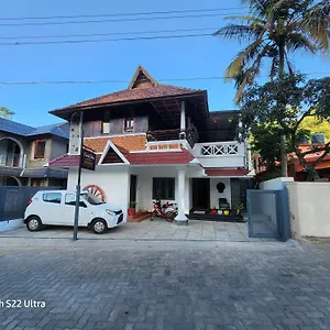  Séjour chez l'habitant Kairali Palace